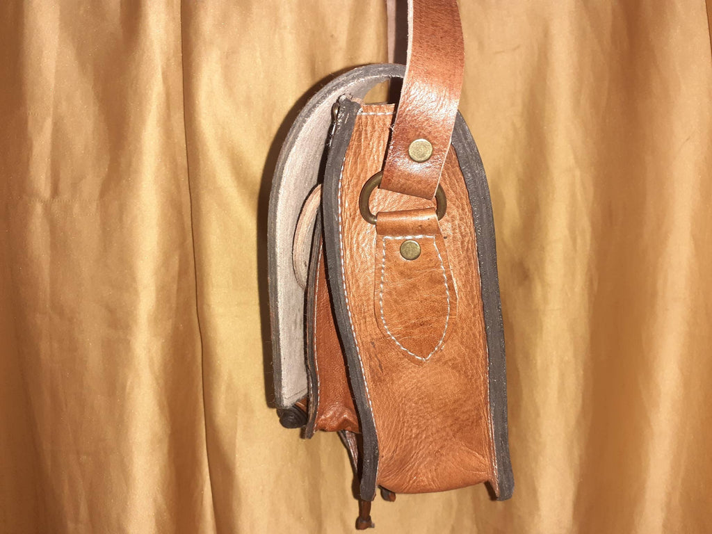 Bolso ovalado Fez labrado cuerda