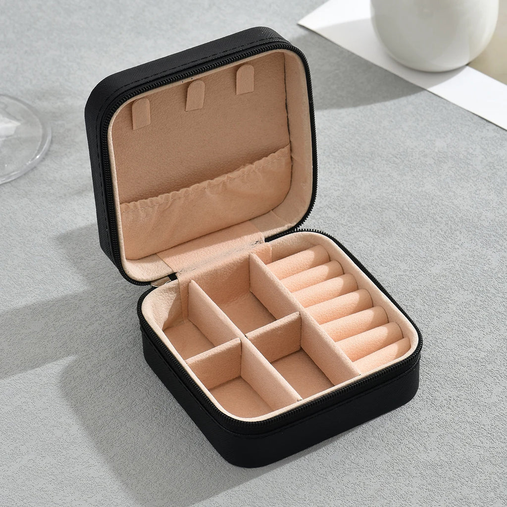 Wunionup Portable Mini Jewelry Travel Case PU Leather Organizer Box Jewelry Storage Holder for Girls Womens Earring, Necklace