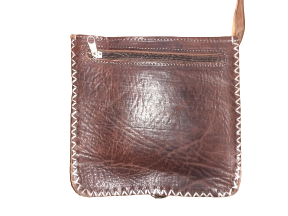 Bolso cuadrado vacuno calado