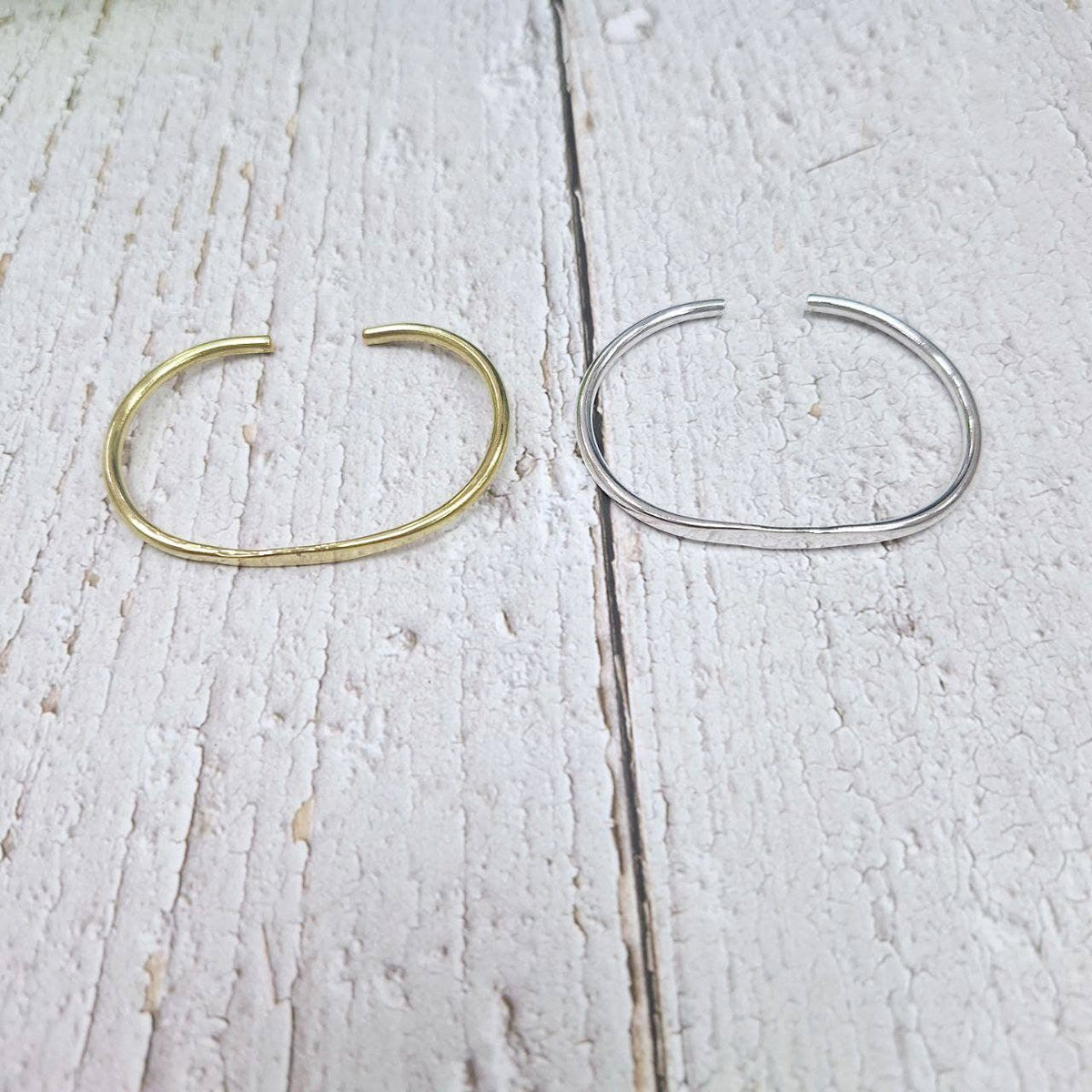 Pulseras de laton