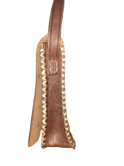 Bolso cuadrado vacuno calado